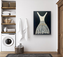 Load image into Gallery viewer, Metallic Grace
